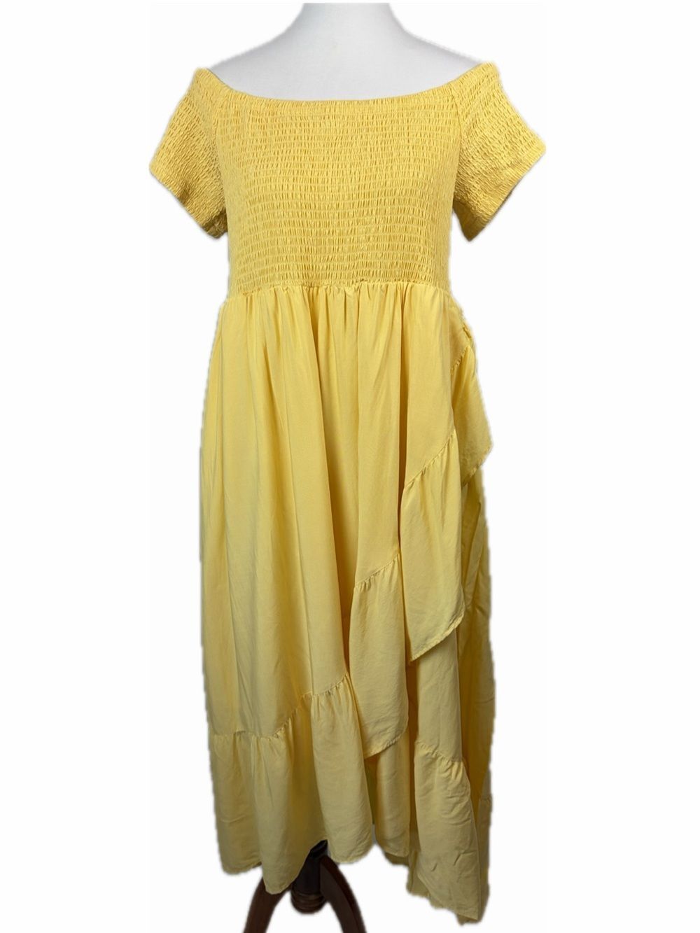 Torrid 2X Yellow Off Shoulder Smocked Challis Tulip Hem Cottage Milkmaid Dress